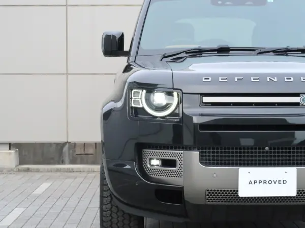 2023 Landrover Defender — photo 8 | Tuminion Kenya
