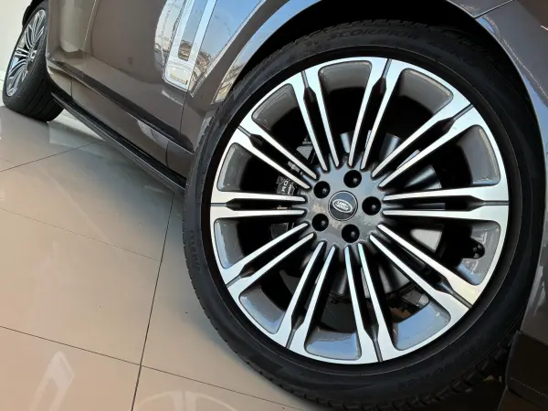 2023 Landrover Rangerover — photo 7 | Tuminion Kenya