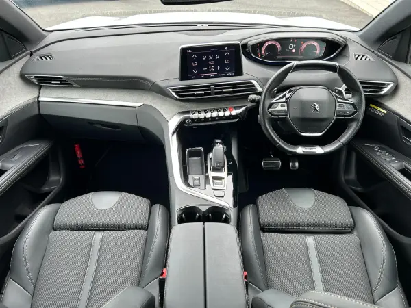 2022 Peugeot 5008 — photo 7 | Tuminion Kenya