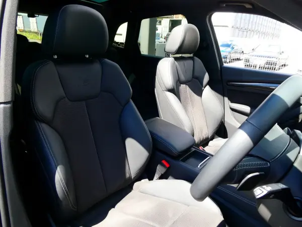 2020 Audi Sq5 — photo 7 | Tuminion Kenya