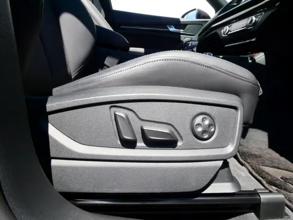 2020 Audi Sq5 — photo 8 | Tuminion Kenya