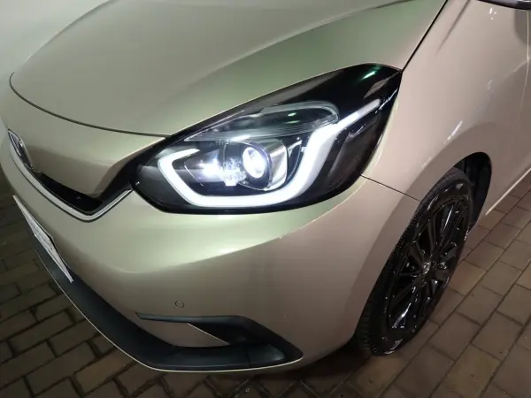 2021 Honda Fit — photo 9 | Tuminion Kenya