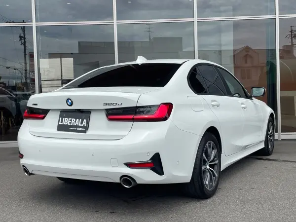 2021 Bmw 3 Series — photo 9 | Tuminion Kenya