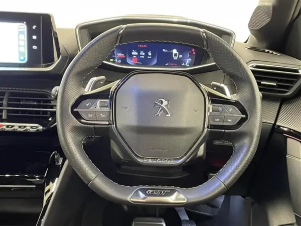 2022 Peugeot 208 — photo 2 | Tuminion Kenya