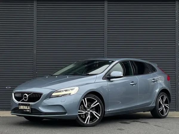2018 Volvo V40 — photo 8 | Tuminion Kenya
