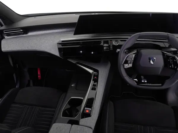 2025 Peugeot 3008 — photo 8 | Tuminion Kenya