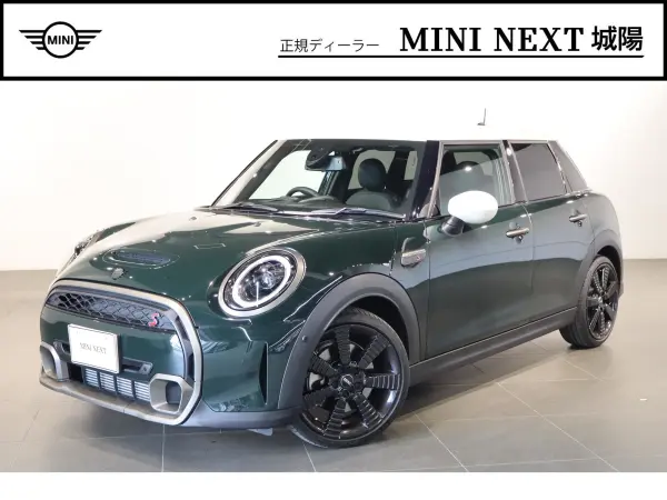 2023 Mini Cooper — photo 1