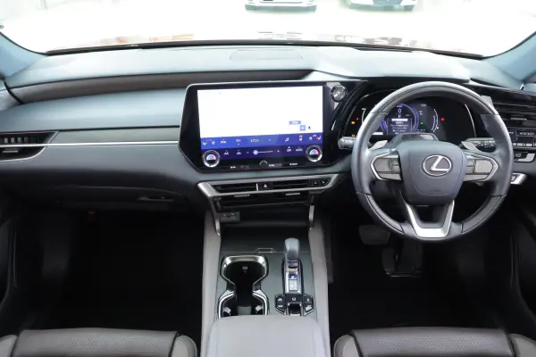 2024 Lexus Rx — photo 7 | Tuminion Kenya