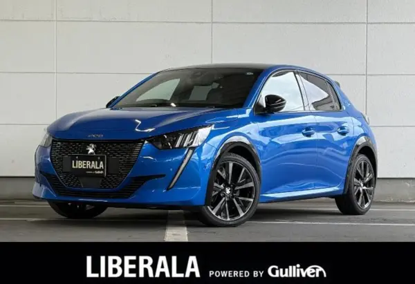 2021 Peugeot 208 — photo 1