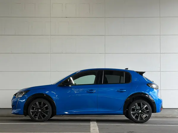 2021 Peugeot 208 — photo 8 | Tuminion Kenya