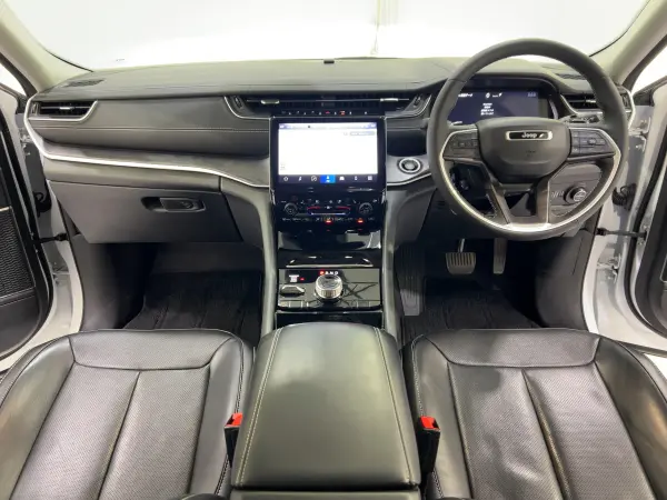 2023 Jeep Grand Cherokee — photo 2 | Tuminion Kenya