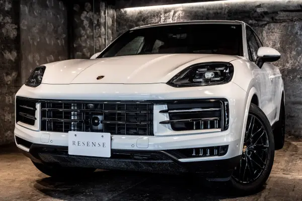 2024 Porsche Cayenne — photo 1