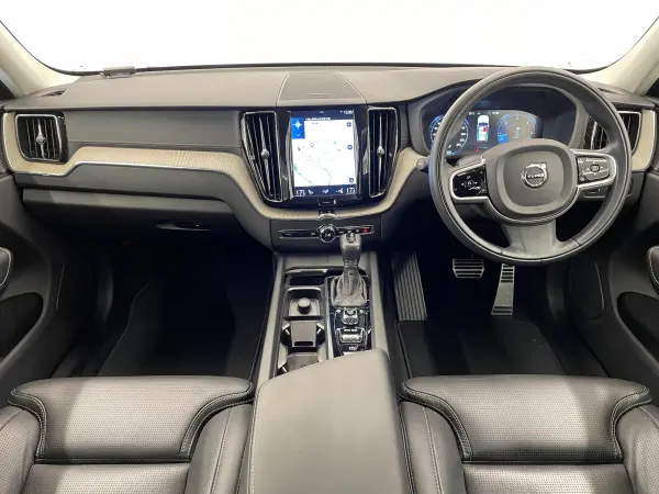 2019 Volvo Xc60 — photo 2 | Tuminion Kenya