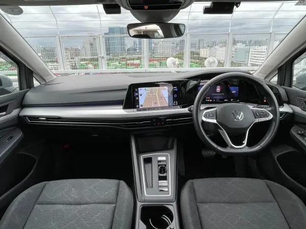 2023 Volkswagen Golf — photo 2 | Tuminion Kenya