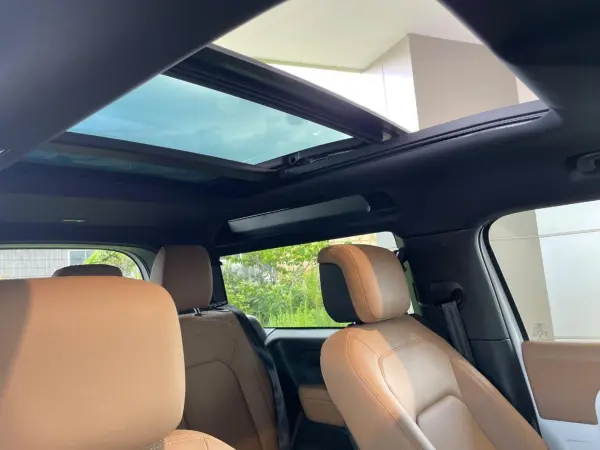 2025 Landrover Defender — photo 8 | Tuminion Kenya