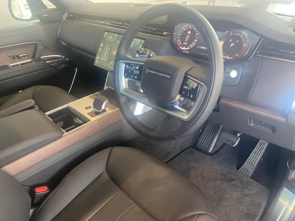 2026 Landrover Rangerover — photo 2 | Tuminion Kenya