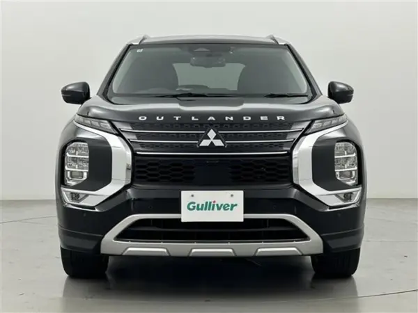 2022 Mitsubishi Outlander — photo 9 | Tuminion Kenya