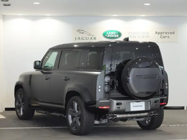 2024 Landrover Defender — photo 3 | Tuminion Kenya