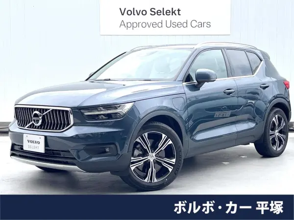 2021 Volvo Xc40 — photo 1