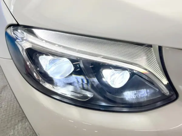 2019 Mercedes-benz Glc — photo 9 | Tuminion Kenya
