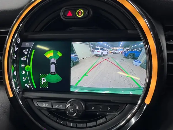 2021 Mini Cooper — photo 7 | Tuminion Kenya