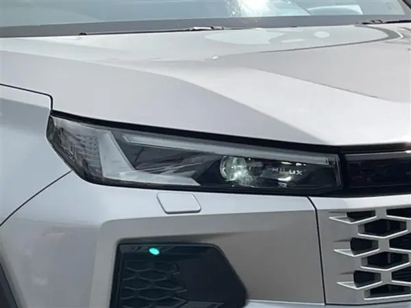 2026 Toyota Hilux — photo 8 | Tuminion Kenya