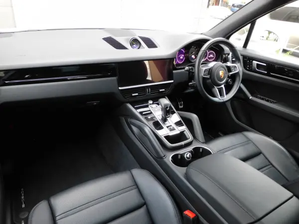 2021 Porsche Cayenne — photo 3 | Tuminion Kenya