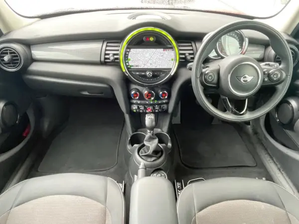 2019 Mini Cooper — photo 2 | Tuminion Kenya