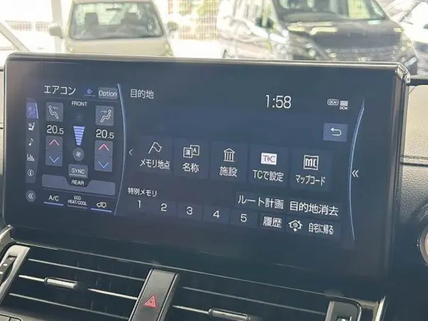 2024 Toyota Landrcuiser 300 — photo 3 | Tuminion Kenya