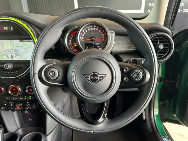 2020 Mini Cooper — photo 9 | Tuminion Kenya