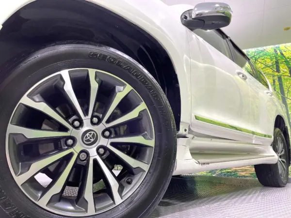 2019 Toyota Landcruiser Prado — photo 9 | Tuminion Kenya