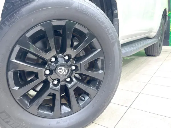 2022 Toyota Landcruiser Prado — photo 9 | Tuminion Kenya