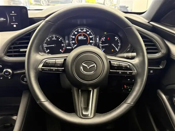 2023 Mazda 3 Fastback — photo 7 | Tuminion Kenya
