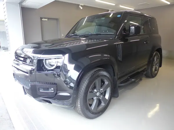 2025 Landrover Defender — photo 3 | Tuminion Kenya