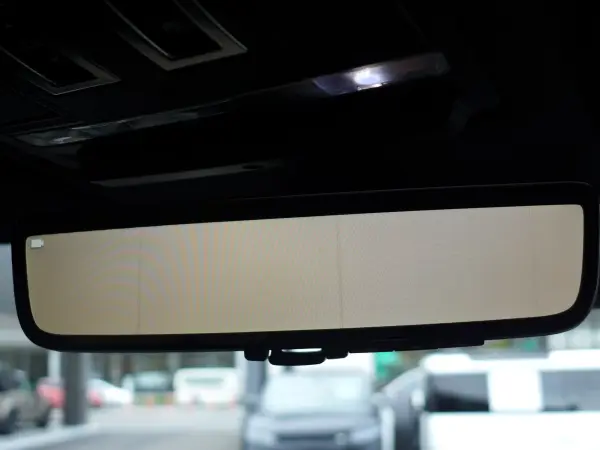 2025 Landrover Defender — photo 8 | Tuminion Kenya