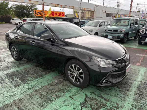 2018 Toyota Mark  X — photo 8 | Tuminion Kenya