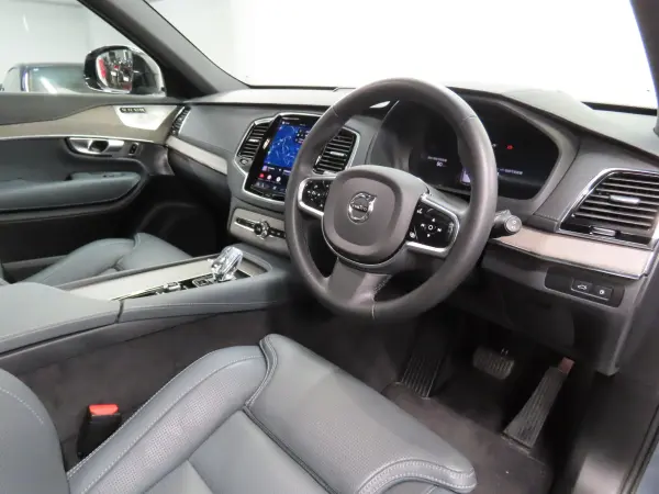 2023 Volvo Xc90 — photo 7 | Tuminion Kenya