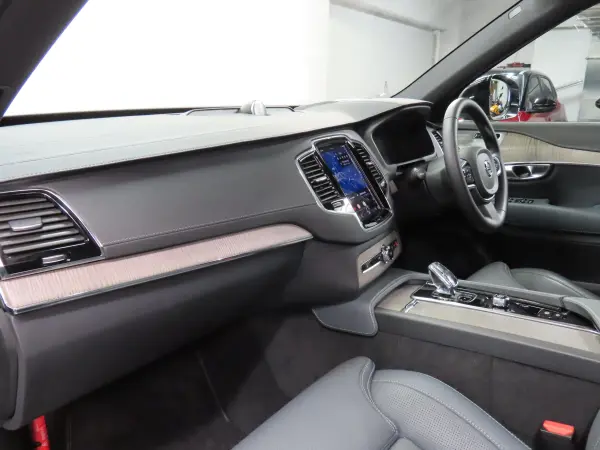 2023 Volvo Xc90 — photo 8 | Tuminion Kenya