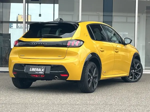 2021 Peugeot 208 — photo 3 | Tuminion Kenya