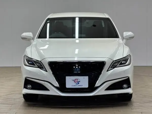 2019 Toyota Crown — photo 8 | Tuminion Kenya