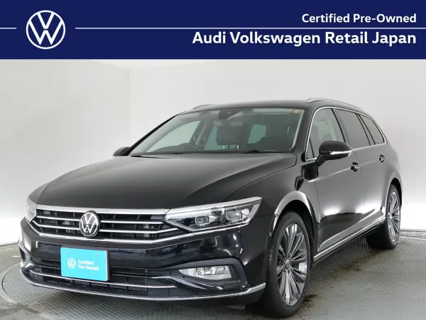 2022 Volkswagen Passat — photo 1