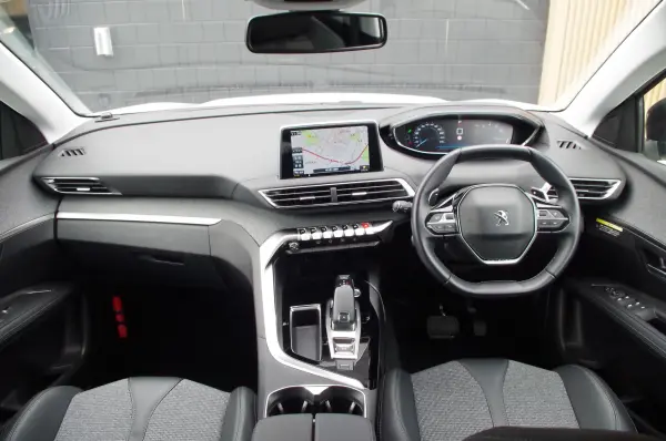 2019 Peugeot 3008 — photo 2 | Tuminion Kenya