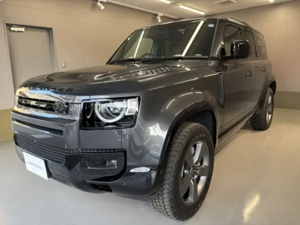 2023 Landrover Defender — photo 3 | Tuminion Kenya