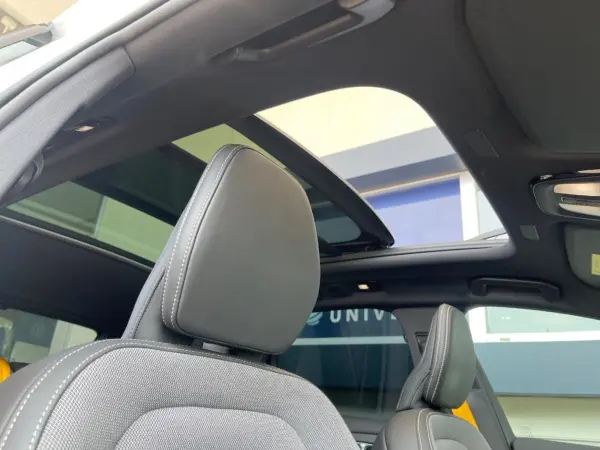 2021 Volvo Xc60 — photo 3 | Tuminion Kenya