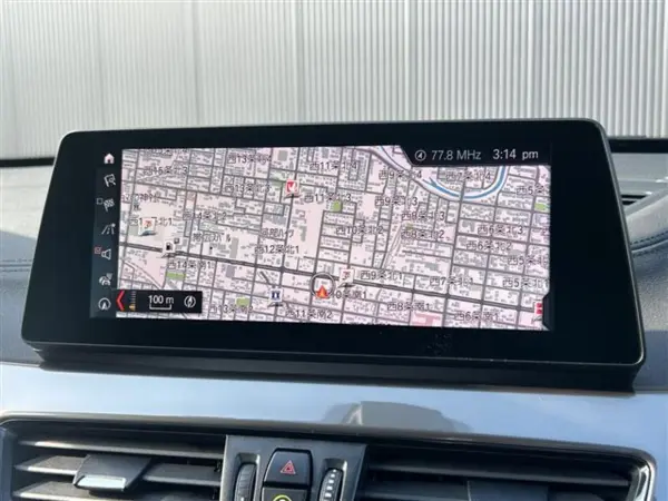 2021 Bmw X1 — photo 8 | Tuminion Kenya