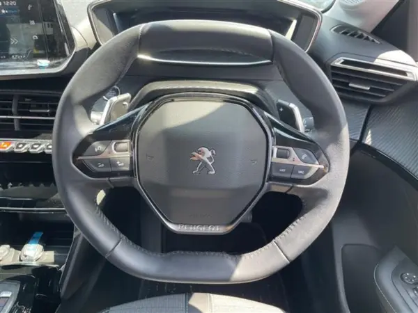 2023 Peugeot 208 — photo 2 | Tuminion Kenya