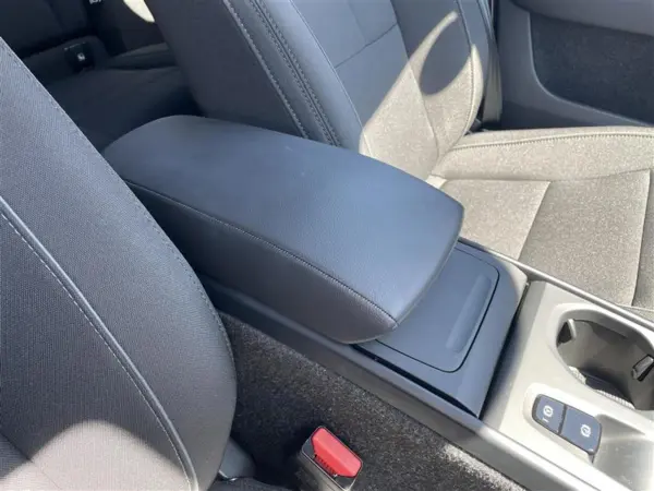 2021 Volvo Xc40 — photo 8 | Tuminion Kenya