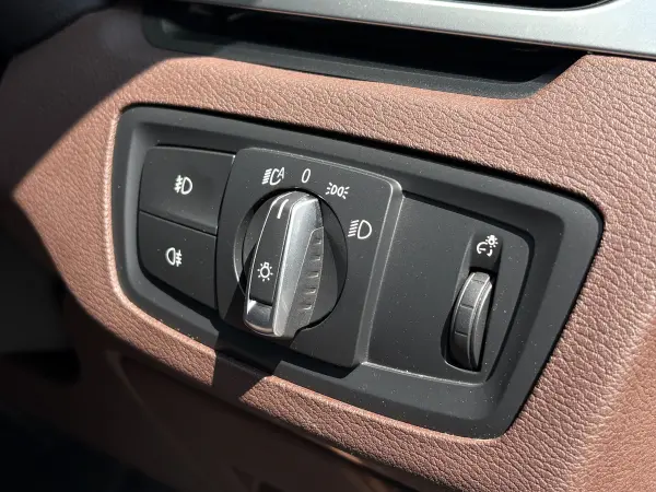 2018 Bmw X1 — photo 7 | Tuminion Kenya