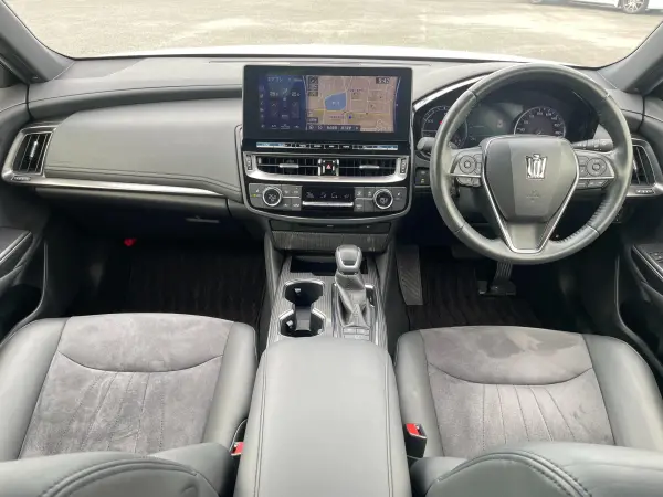 2021 Toyota Crown — photo 3 | Tuminion Kenya
