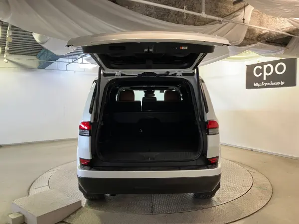 2025 Lexus Gx — photo 8 | Tuminion Kenya